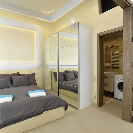 Basilica Grand Luxury In The Historic Center Apartment