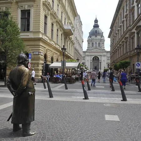 Basilica Grand Luxury In The Historic Center *